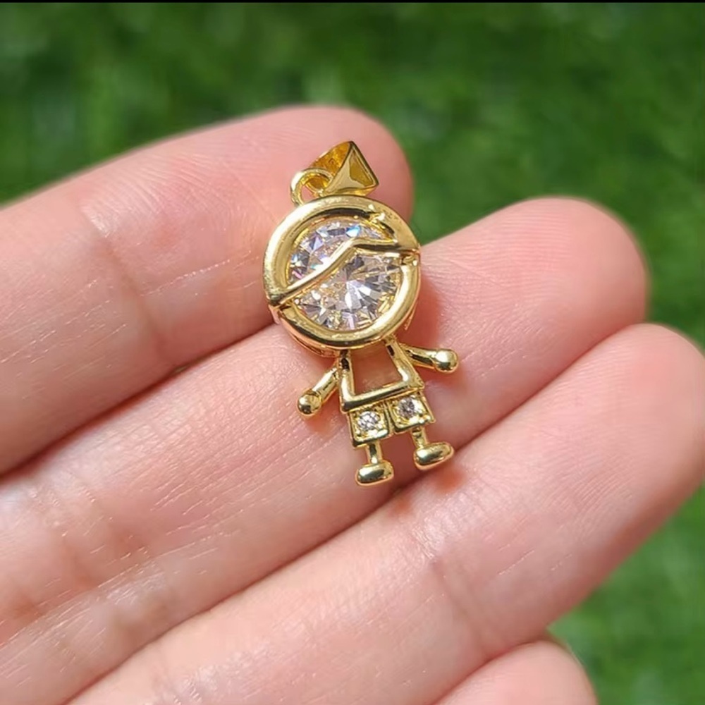 Two mini tiny 18k Gold Plated Boy & Girl charm Pendant - Picture 2 of 2